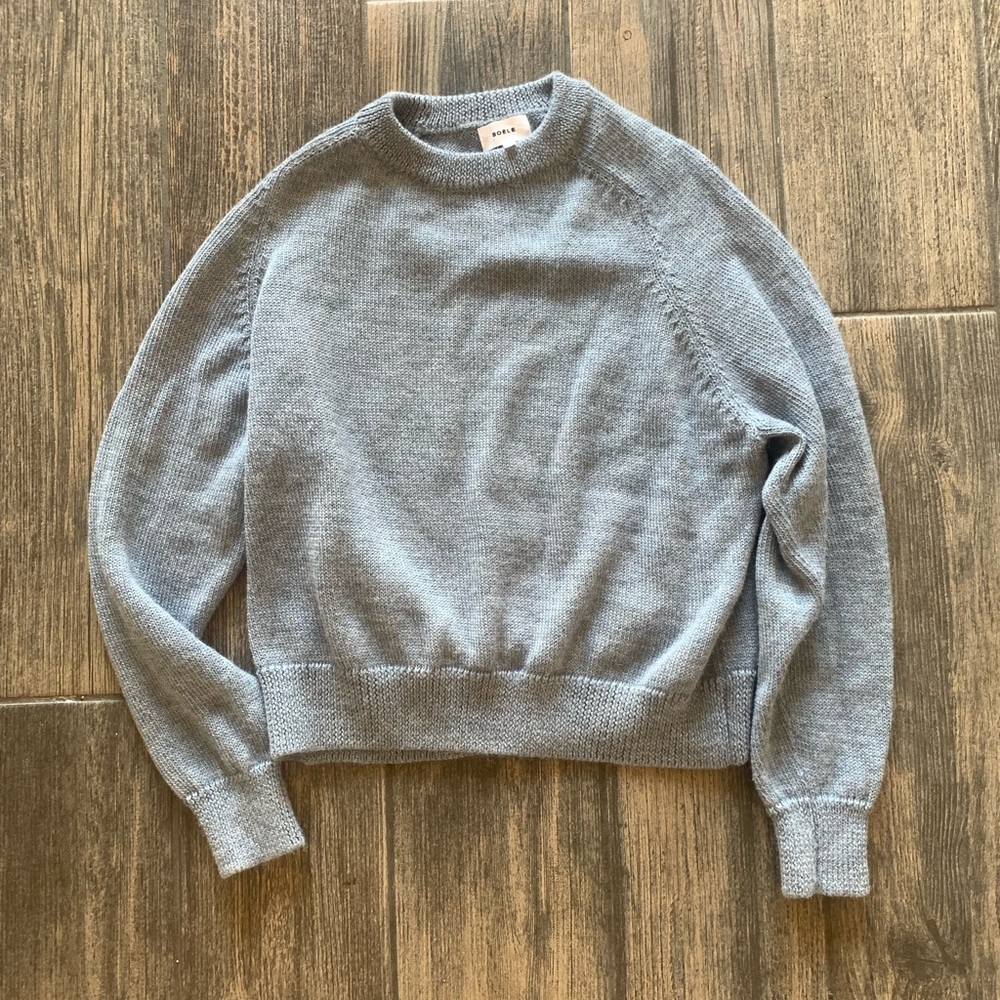 Soele Sweater